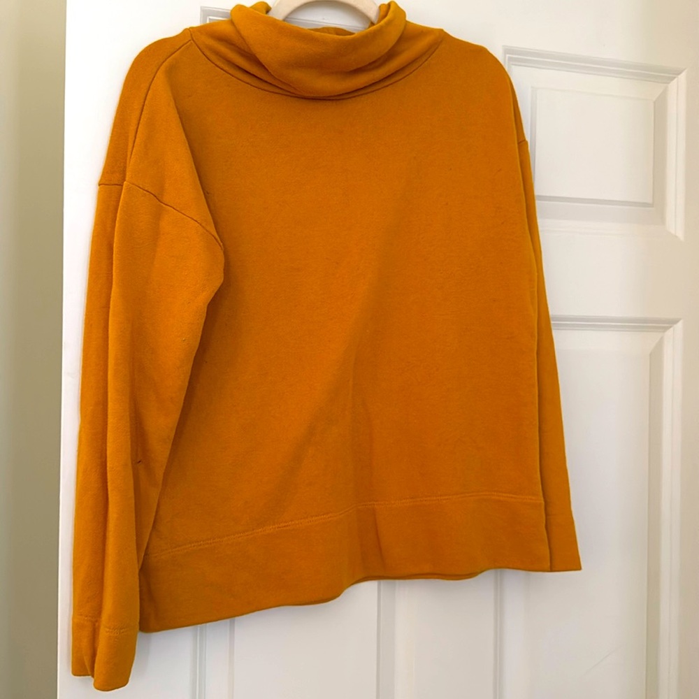 Mustered yellow loft thin sweater